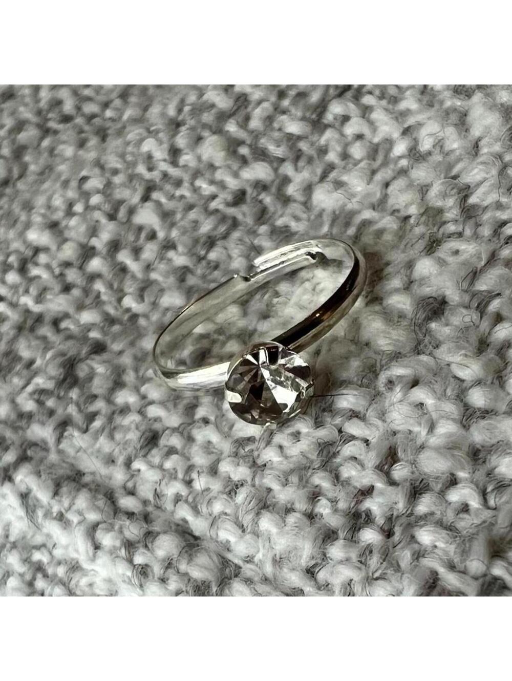 Vintage Silver Tone Adjustable Rhinestone Solitaire Ring